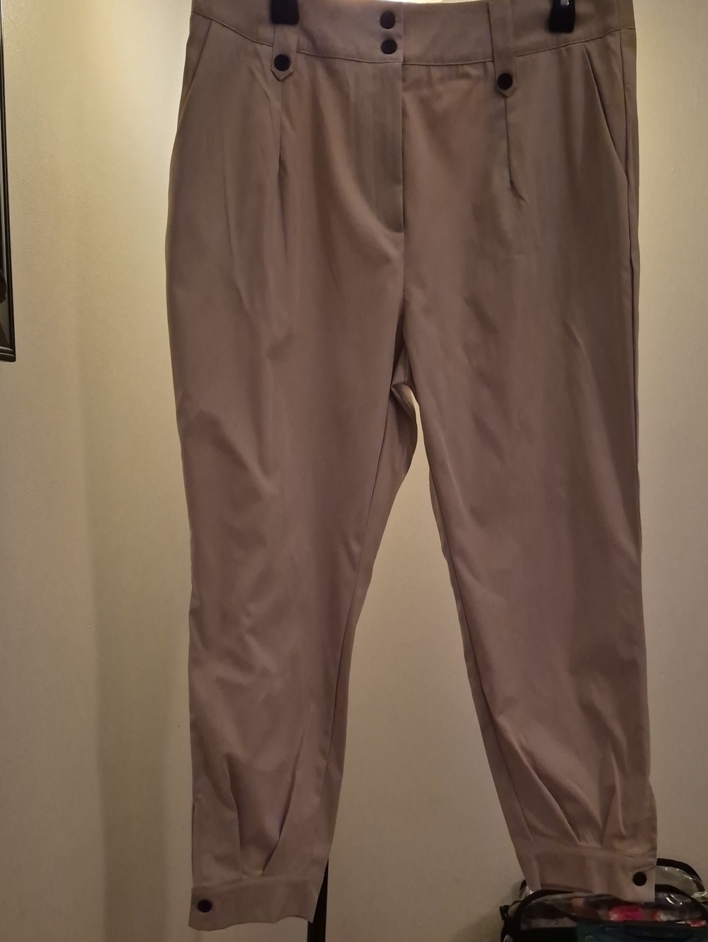 Amazon Essentials Taupe Ankle Cropped Pants